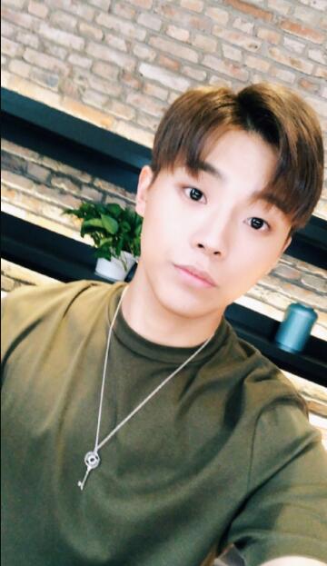 高嘉朗为什么叫JG、东北海王