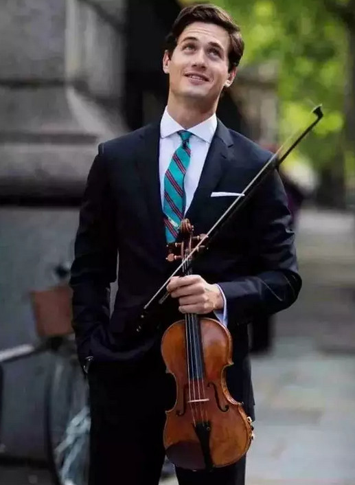 罕见邓丽君下葬全程照(邓丽君被葬在哪)