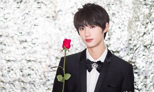 网曝张雨绮接替谢娜主持快本，丁程鑫也一同(快本丁程鑫模仿谢娜哪一期)