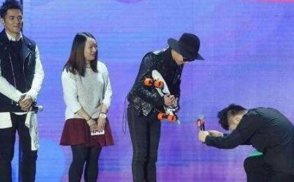 杜海涛回应被催婚(杜海涛回应被催婚play)