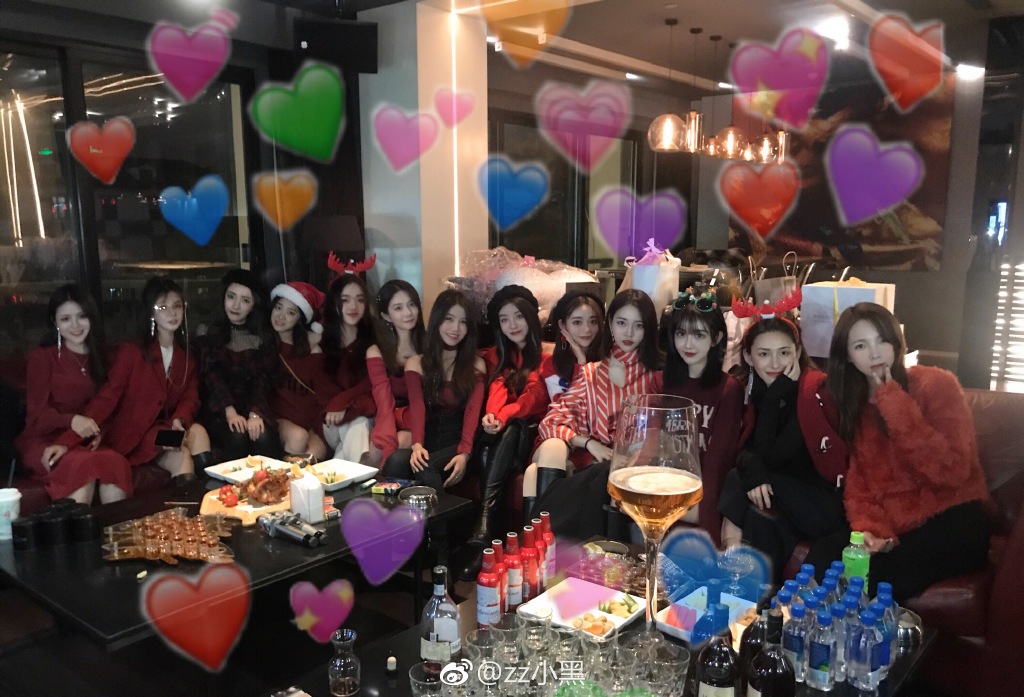 网红zz小黑贺宏娟多大了？林珊珊叫的小黑