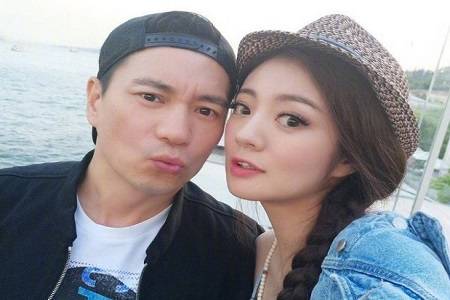 安以轩顺利产子晒宝宝脚丫子照(安以轩二胎产女照片)