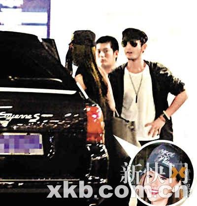 黄晓明打杨颖的图片(杨颖黄晓明早期合照)