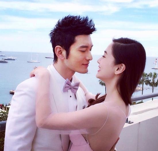 黄晓明打杨颖的图片(杨颖黄晓明早期合照)