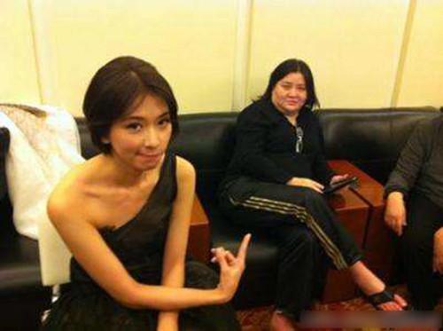 邱黎宽为啥要骂李亚鹏？邱黎宽是洪门的吗为