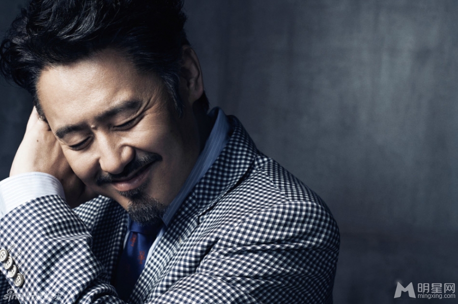 演员吴秀波妻子照片(吴秀波媳妇是谁个人资料及照片)