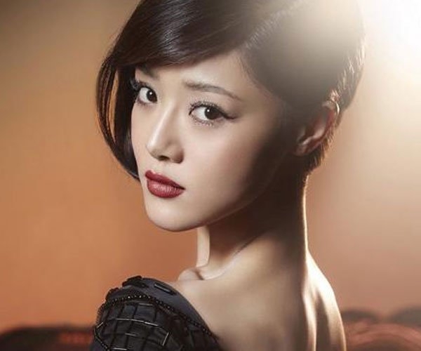 邓家佳被潜过吗黑历史深扒(邓家佳整过吗)