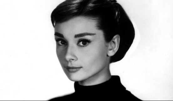 为什么吴昕是东北赫本?吴昕像谁奥黛丽赫本(吴昕像赫本的照片) 为什么吴昕是东北赫本?吴昕像谁奥黛丽赫本(吴昕像赫本的照片)