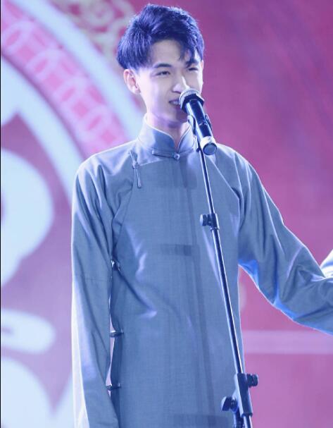 秦霄贤妈妈被银行告上法院(秦霄贤妈妈欠款)