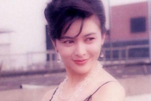 刘銮雄太太消费半小时花十万元(刘銮雄谈赚钱)