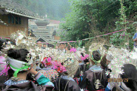 保剑锋现身董春辉徐茜茹婚礼