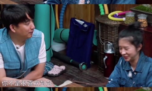 何蓝逗跟吴秀波是什么关系？抖音上的何蓝逗