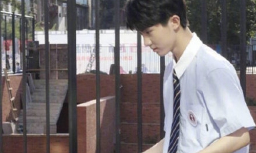 李天泽妹妹李天爱照片(李天泽现照) 李天泽妹妹李天爱照片(李天泽现照)