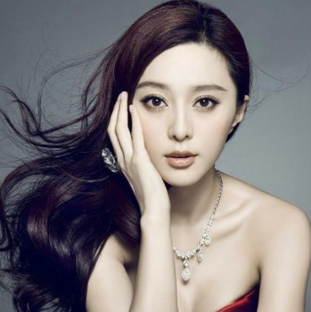 范冰冰现在干什么被封杀了吗