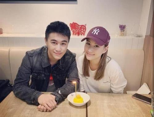 何超莲是利智生的纯属谣言(利智为赌王生女何超云)