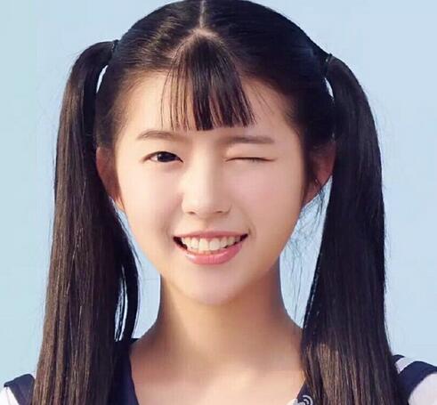 何蓝逗跟吴秀波是什么关系？抖音上的何蓝逗