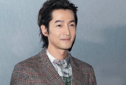 杨幂被嘲出道多年未入围白玉兰(杨幂提名过白玉兰最佳女主角么)