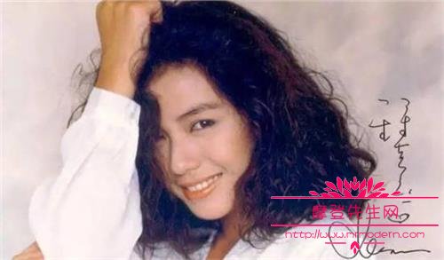 钟楚红在《雪儿》中大尺度剧照