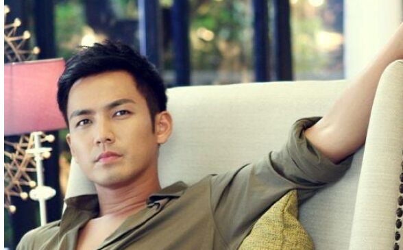 邰正宵怎样害钟汉良的(邰正宵与钟汉良)