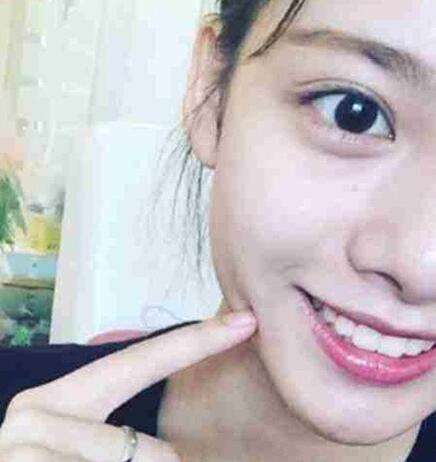 演员张艺上整容前真吓人图(演员张艺上图片) 演员张艺上整容前真吓人图(演员张艺上图片)