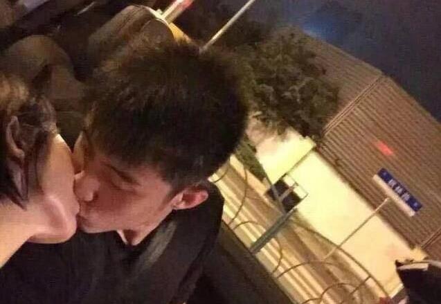 黄景瑜李沁新浪扫楼(黄景瑜李沁最新路透) 黄景瑜李沁新浪扫楼(黄景瑜李沁最新路透)