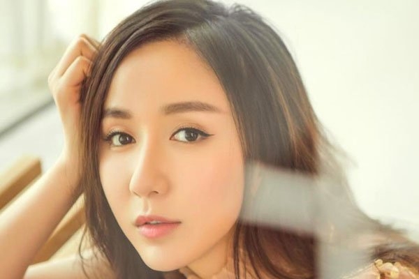 娄艺潇液体裤什么梗走光图片太羞耻(娄艺潇超短裤) 娄艺潇液体裤什么梗走光图片太羞耻(娄艺潇超短裤)