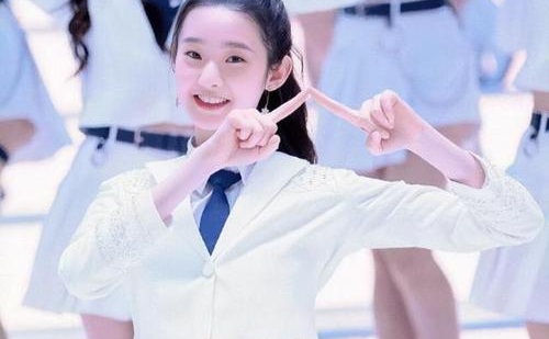 时代峰峻工作人员机场打人(时代峰峻 打人)