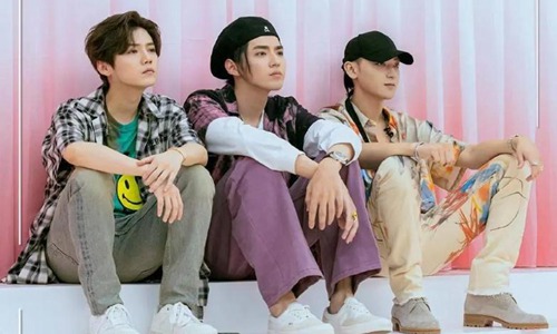 张艺兴为什么和其他三个不和(张艺兴为什么和其他三个不和 Z.1a) 张艺兴为什么和其他三个不和(张艺兴为什么和其他三个不和 Z.1a)