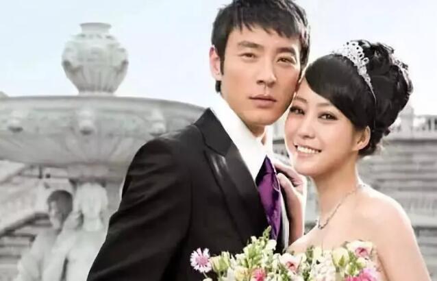 李光洁结婚前妻郝蕾再惹同情(李光洁郝蕾什么离的婚)