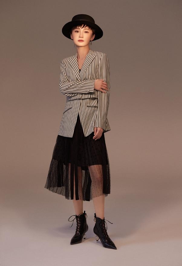 38岁姚笛现状高调复出(39岁姚笛近况)