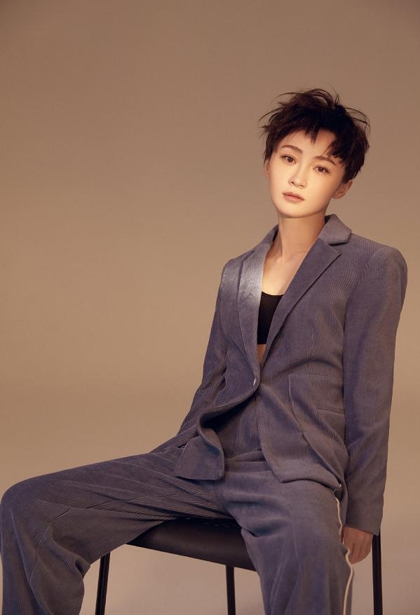 38岁姚笛现状高调复出(39岁姚笛近况)