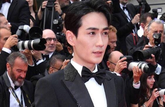 朱一龙八卦女朋友是谁隐婚生子遭深扒(朱一龙回应隐婚生子传闻 新闻)