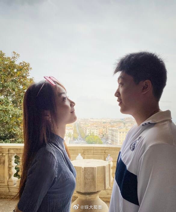 管泽元余霜分手官宣引热议(余霜管泽元什么时候在一起) 管泽元余霜分手官宣引热议(余霜管泽元什么时候在一起)