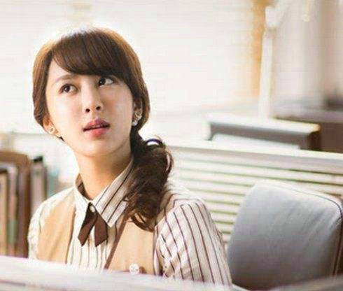 杨紫在欢乐颂是真的被打了吗?杨紫不拍电视(杨紫被压剧) 杨紫在欢乐颂是真的被打了吗?杨紫不拍电视(杨紫被压剧)