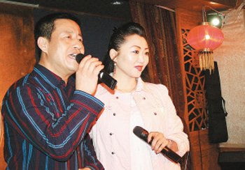 王小宝和吴琼是二婚吗?王小宝有几个孩子 王小宝和吴琼是二婚吗?王小宝有几个孩子