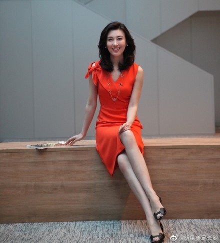 央视主持人朱迅患癌症母亲绝情离去(朱迅得癌症了)