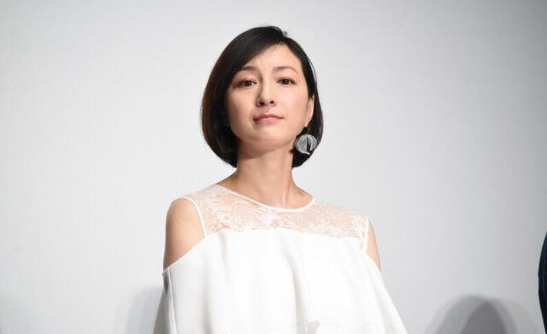 长泽雅美F奶图片