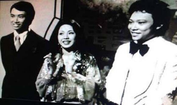 费玉清初恋女友照片,费玉清为什么娘娘腔是