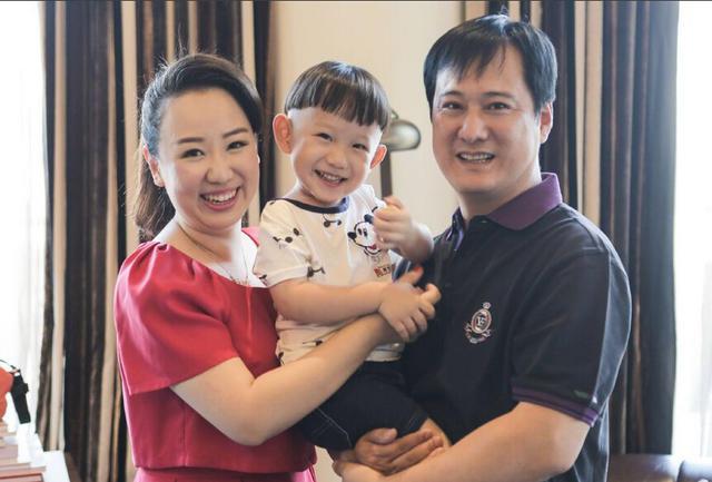 我爱我家爷爷文兴宇抽什么烟 我爱我家爷爷文兴宇抽什么烟