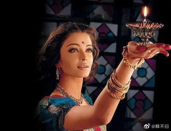 艾西瓦娅·雷是印度第一美女吗(印度第一美女艾西瓦娅·雷的老公是谁) 艾西瓦娅·雷是印度第一美女吗(印度第一美女艾西瓦娅·雷的老公是谁)