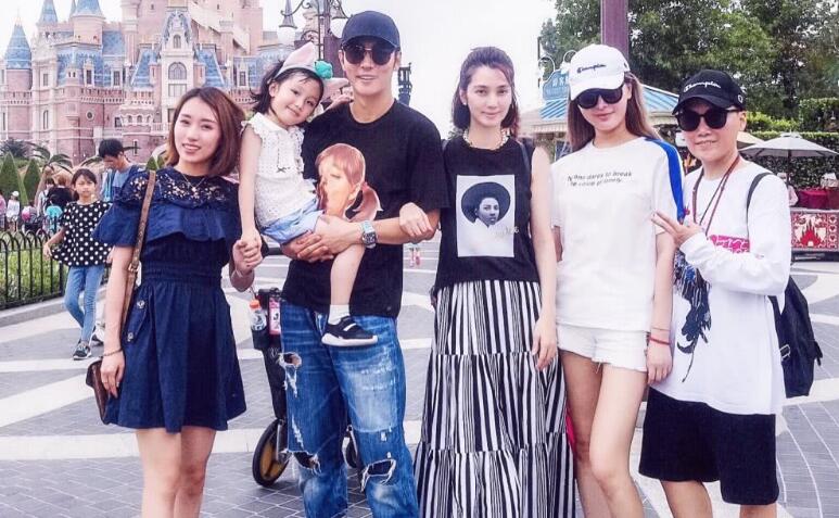 毕滢大学照片曝光网友惊呆(毕滢图片大全)