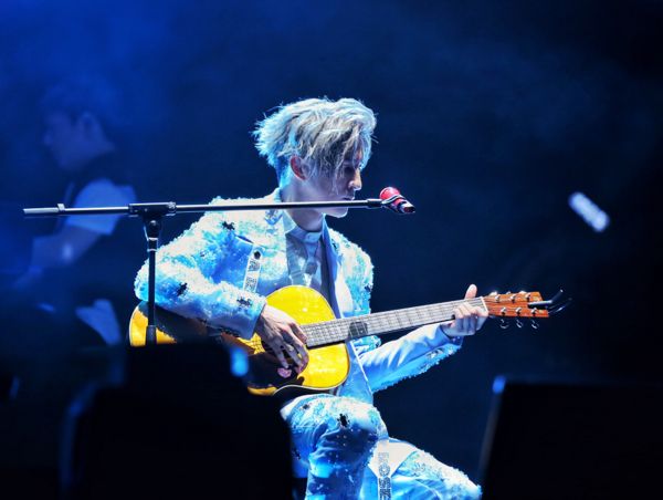 高磊鑫薛之谦结婚照(高磊鑫薛之谦结婚了吗) 高磊鑫薛之谦结婚照(高磊鑫薛之谦结婚了吗)