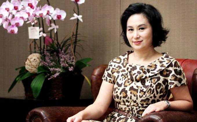 香港女首富何超琼有孩子吗(香港何超琼第一任男朋友)