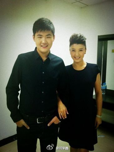 闫学晶的两任老公照片(闫学晶第二个老公照片)