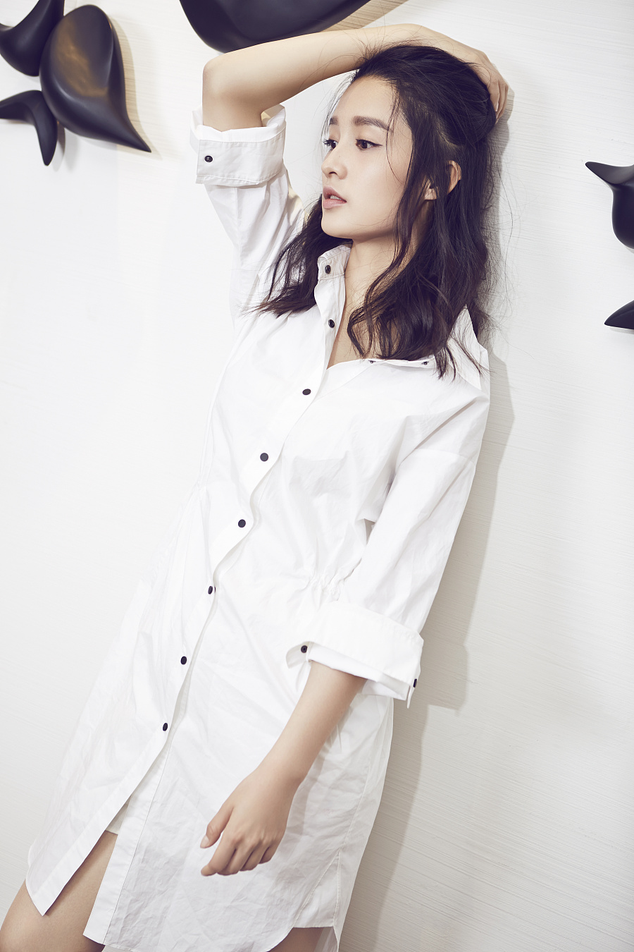 李沁为什么叫陈赫哥哥？李沁有没有整过容站(李沁真的喜欢陈赫)