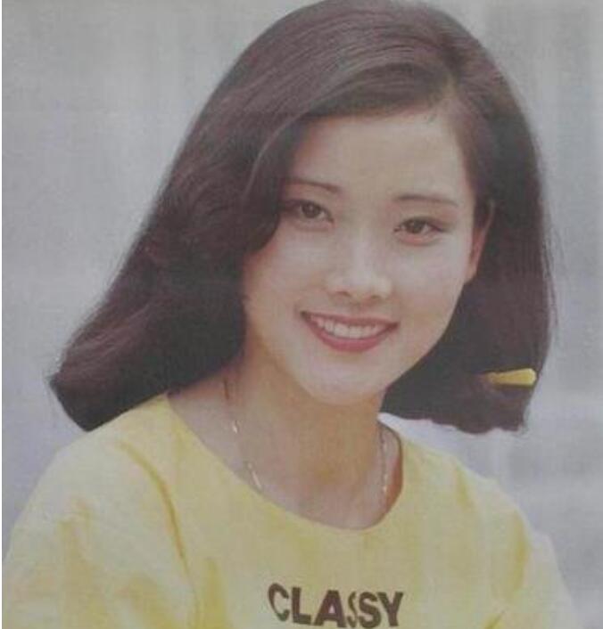 何赛飞为什么不唱越剧了(何赛飞是越剧哪个流派) 何赛飞为什么不唱越剧了(何赛飞是越剧哪个流派)