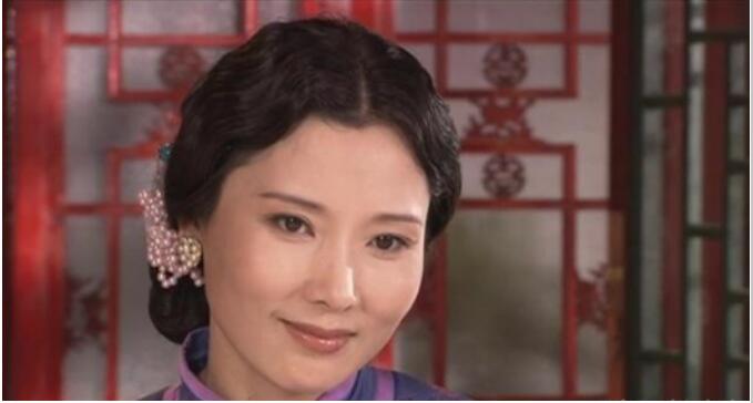 何赛飞是越剧什么派的(何赛飞在越剧)