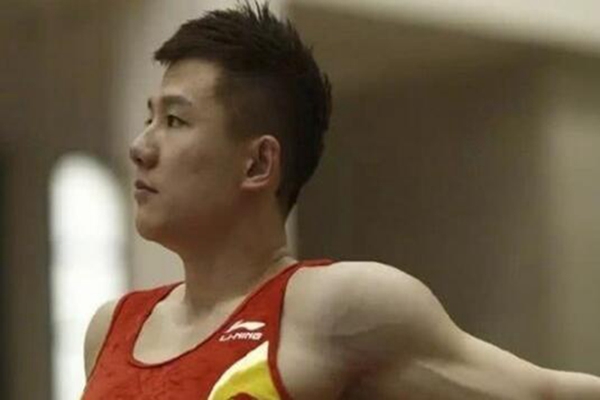 何雯娜官宣新恋情被梁超求婚成功(何雯娜老公梁超个人资料有无婚史) 何雯娜官宣新恋情被梁超求婚成功(何雯娜老公梁超个人资料有无婚史)