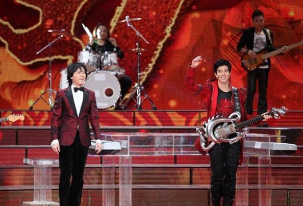 李云迪和郎朗世界排名谁高(李云迪和郎朗哪个比较厉害) 李云迪和郎朗世界排名谁高(李云迪和郎朗哪个比较厉害)