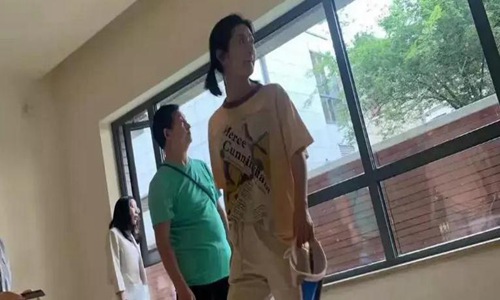 传谢娜夫妇跳单买房将被起诉